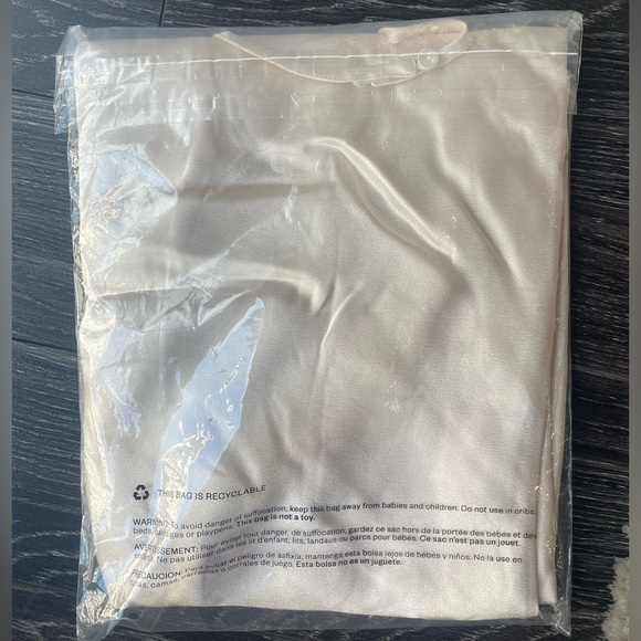 NWT Shona Joy La Lune Low Back Halter Neck Dress Cream, size 0 - Picture 9 of 11